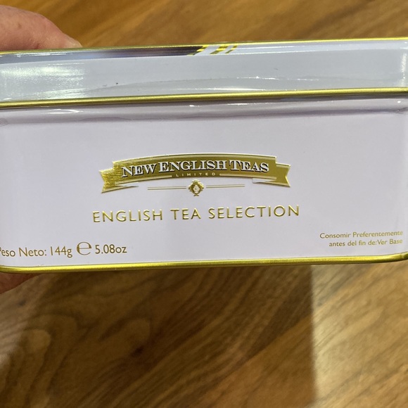 Queen Elizabeth II English Tea in commemorative tin.  NW seal - Picture 7 of 10